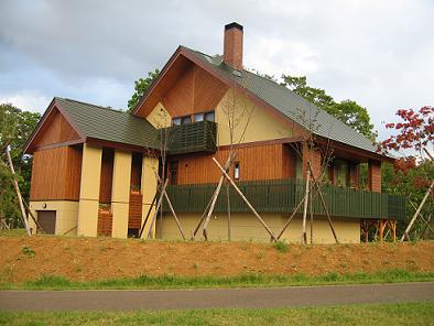 大きなテラスのある家1